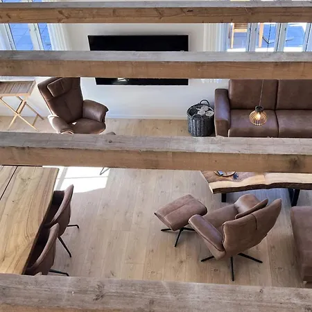 5 Star In * سكاغن